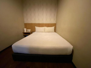 OYO 89752 7 DAYS EXPRESS HOTEL